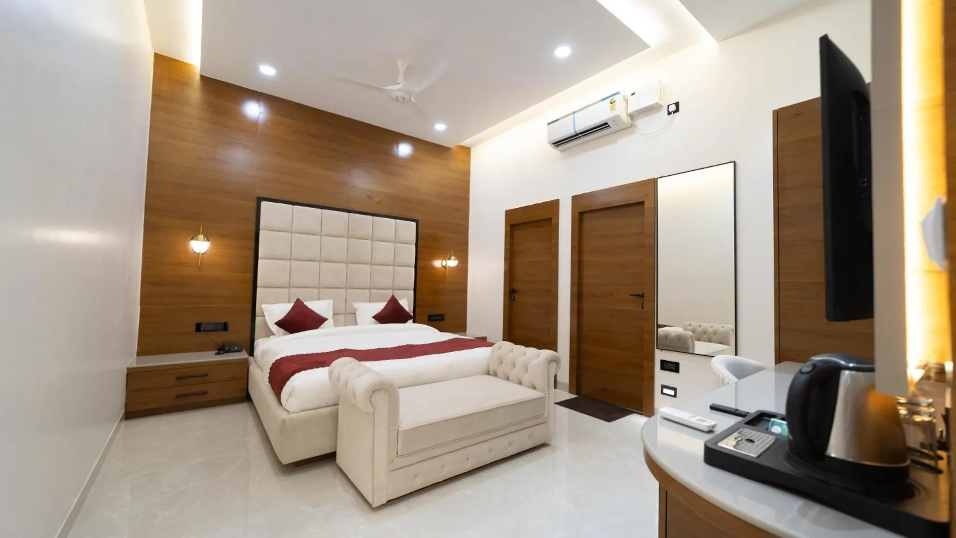 Homestay The Luxury Inn Varanasi