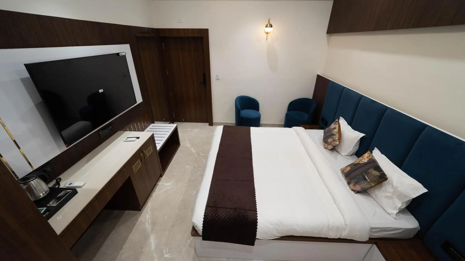 The Luxury Inn Varanasi 0*,