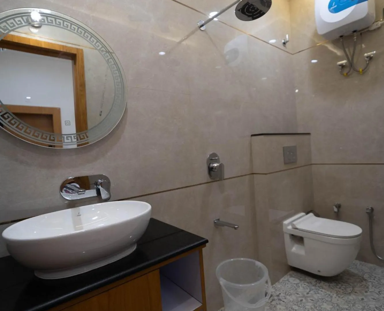 The Luxury Inn Varanasi Homestay